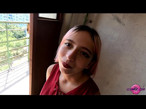 ❤️ Dareenka Ardayga ayaa ka nuugay qof qalaad oo dibadda jooga - Cum on wajigiisa ️  Galmada dabada